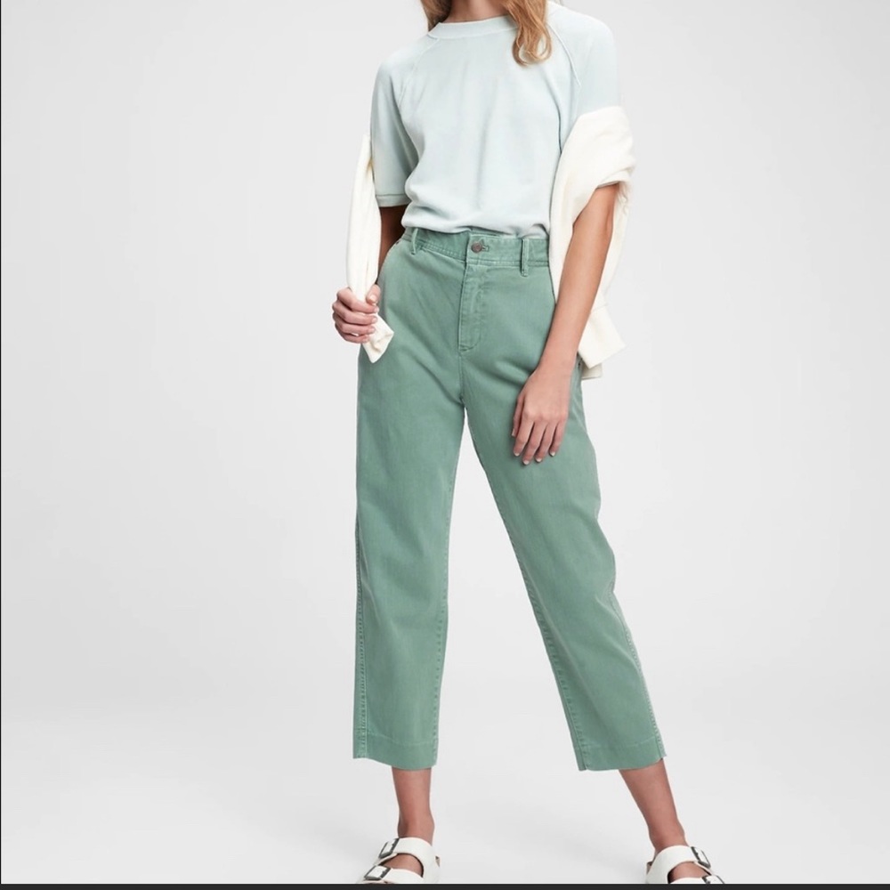 Gap high-rise barrel khaki pants. 8 Tall